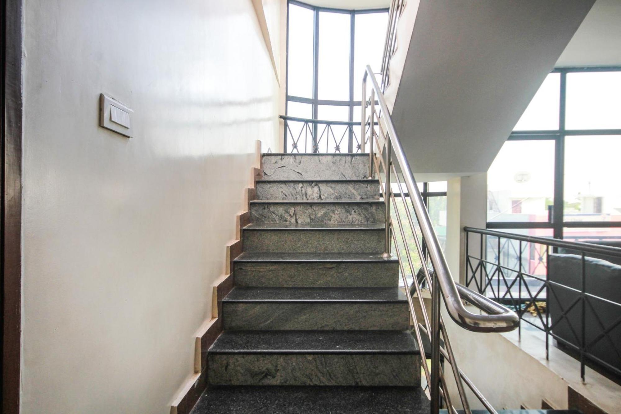 Hotel O Lk Residency Tindivanam Экстерьер фото